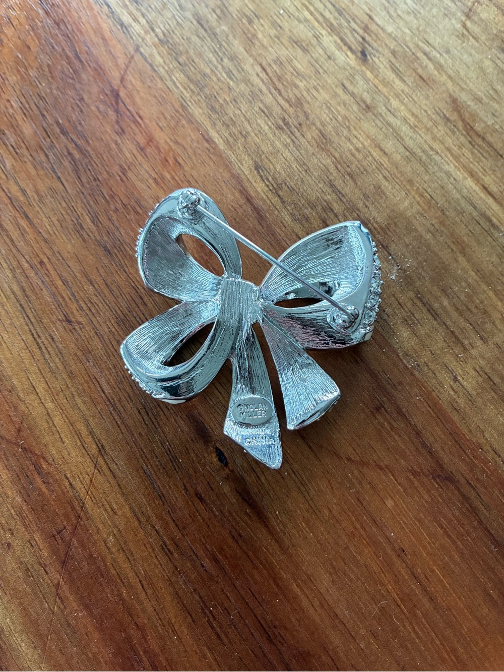 Nolan Miller Shining Spirit Bow Brooch Pin Vintage Silver Tone Rhinestones - Picture 10 of 12